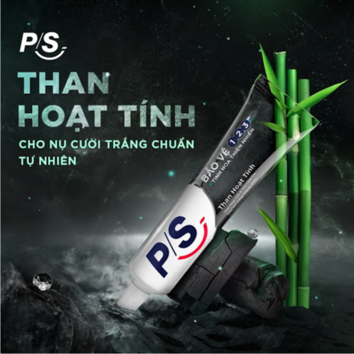 Kem Đánh Răng P/S Than Hoạt Tính Trắng Răng Tự Nhiên (230g)