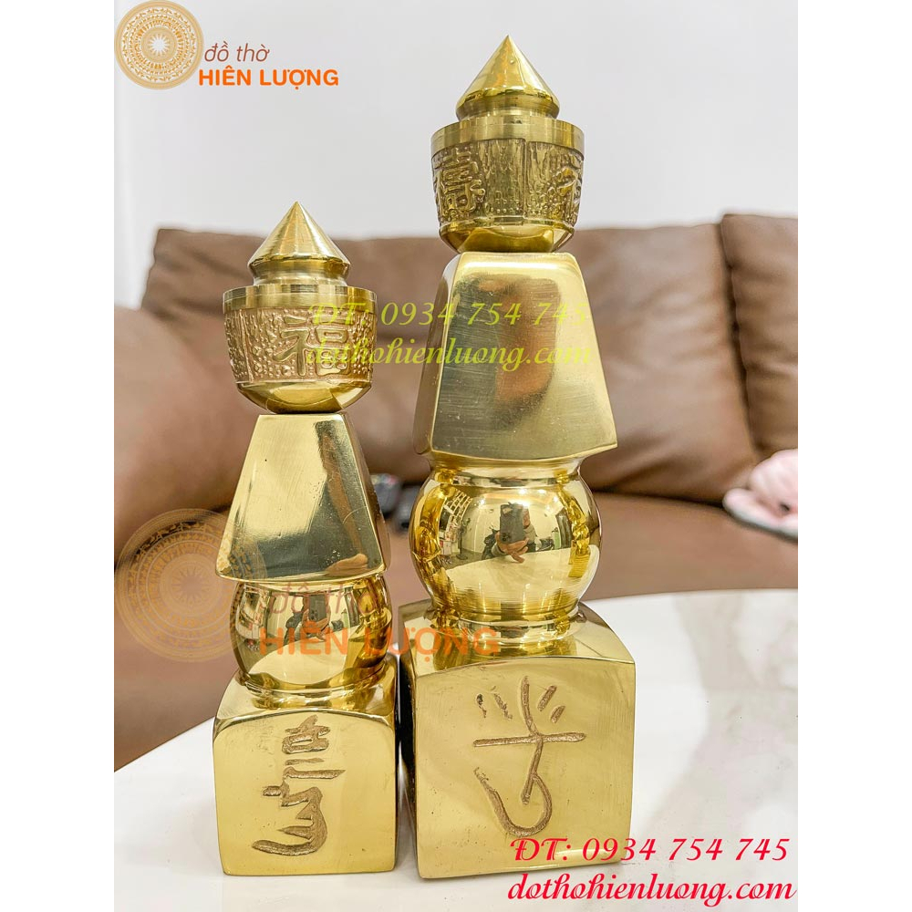 Tháp ngũ hành bằng đồng