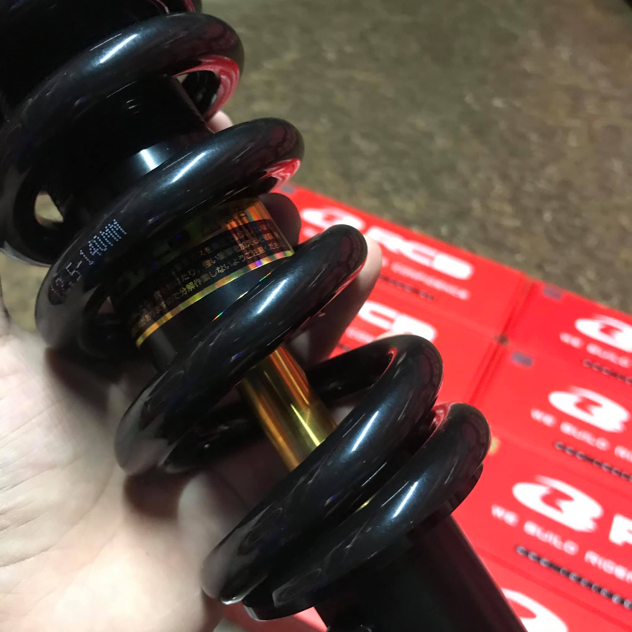 Phuộc sau RCB mẫu C gắn Wave, Dream Black Gold