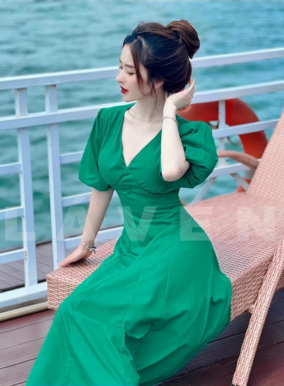 Đầm nữ - chất liệu lụa có mút - thiết kế nơ sau lưng cực xinh