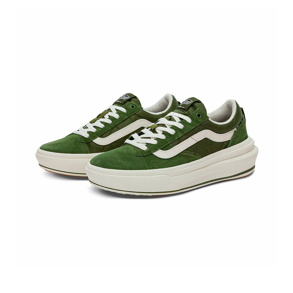 Giày Vans Ua Old Skool Overt Plus Cc VN0A4BVLE02