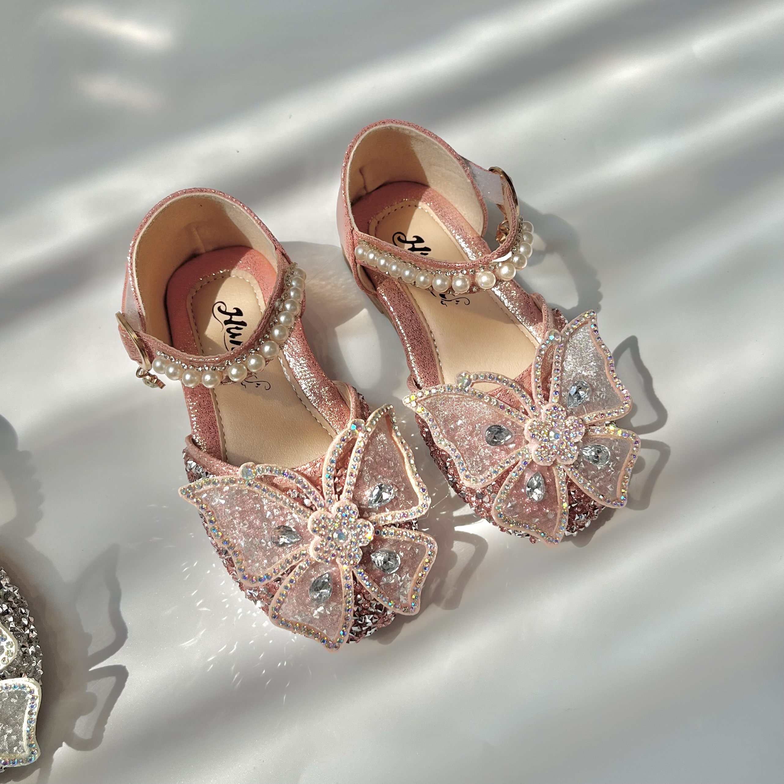 Giày búp bê bé gái - Giày búp bê công chúa đính đá kim sa hình cánh bướm cao cấp cho bé tuổi 1-5
