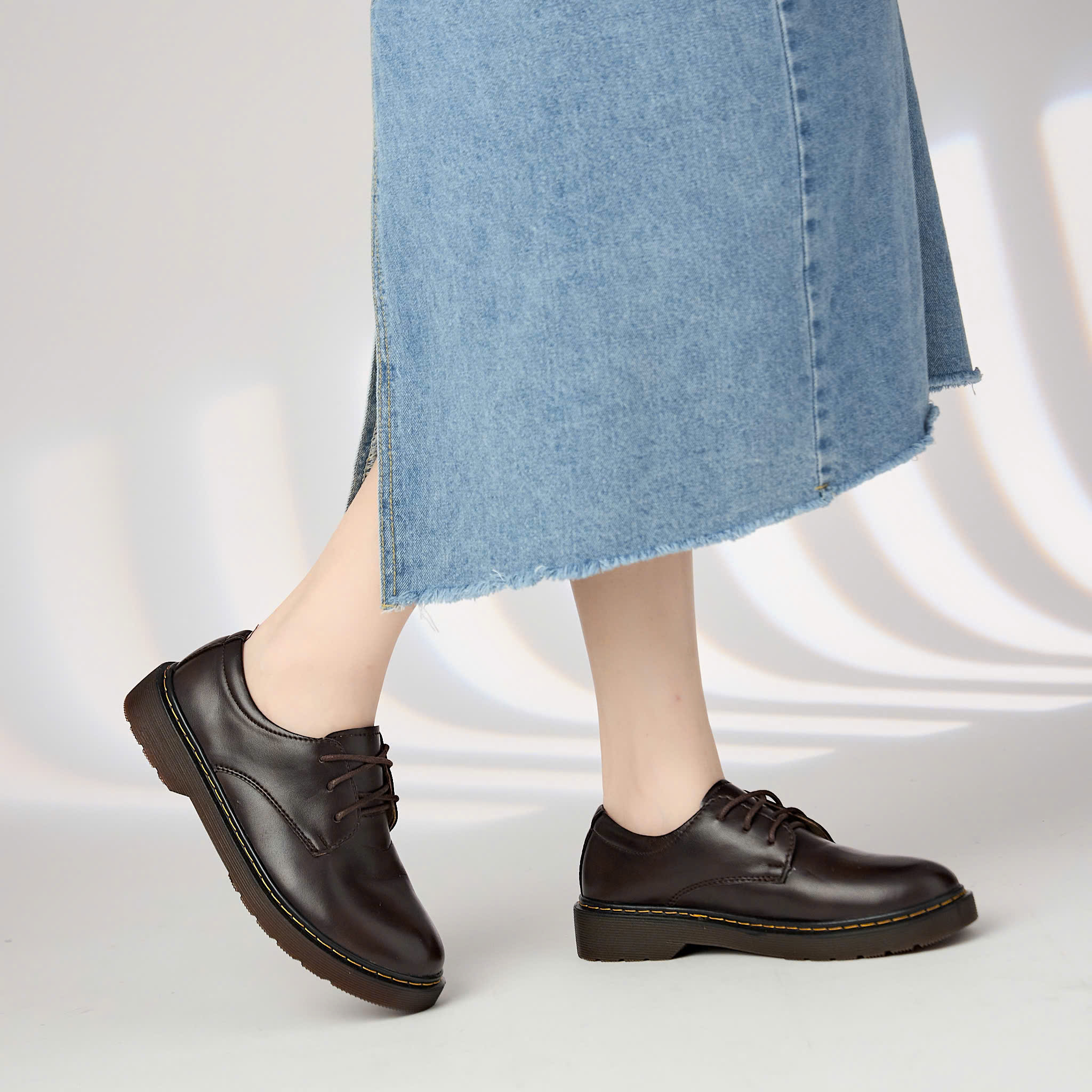 Giày Oxford MWC S121 (9637) - Giày Oxford Chất Liệu Da Kiểu Dáng Buộc Dây Basic