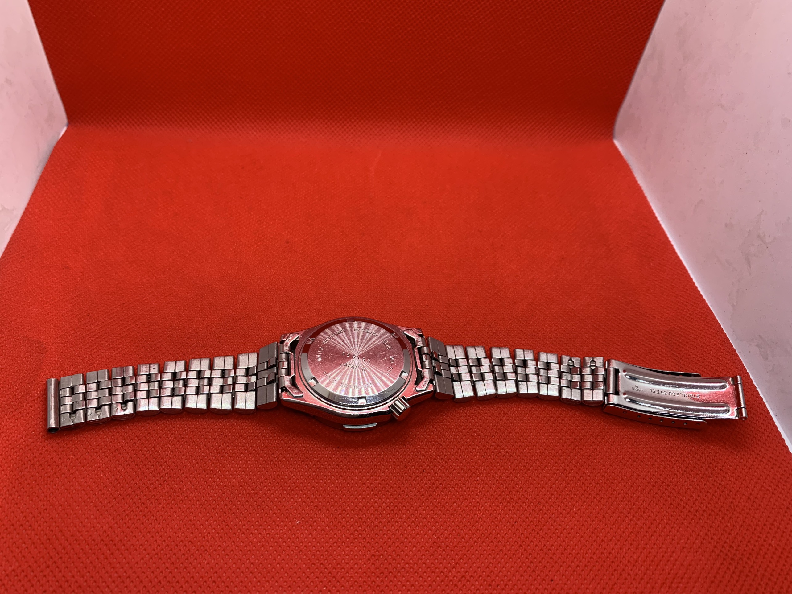 Đồng hồ Casio dạ quang 20 bar size 36