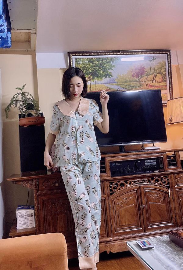 Bộ tay cộc quần dài lụa Mango cao cấp