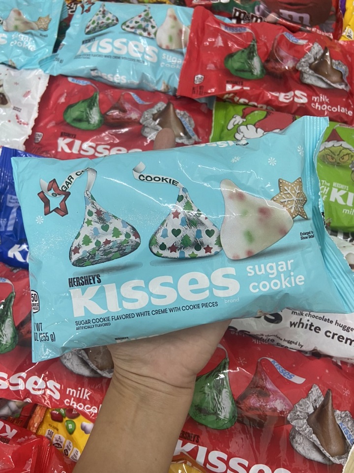 Socola Hershey Kisses gói 283gr mẫu giáng sinh