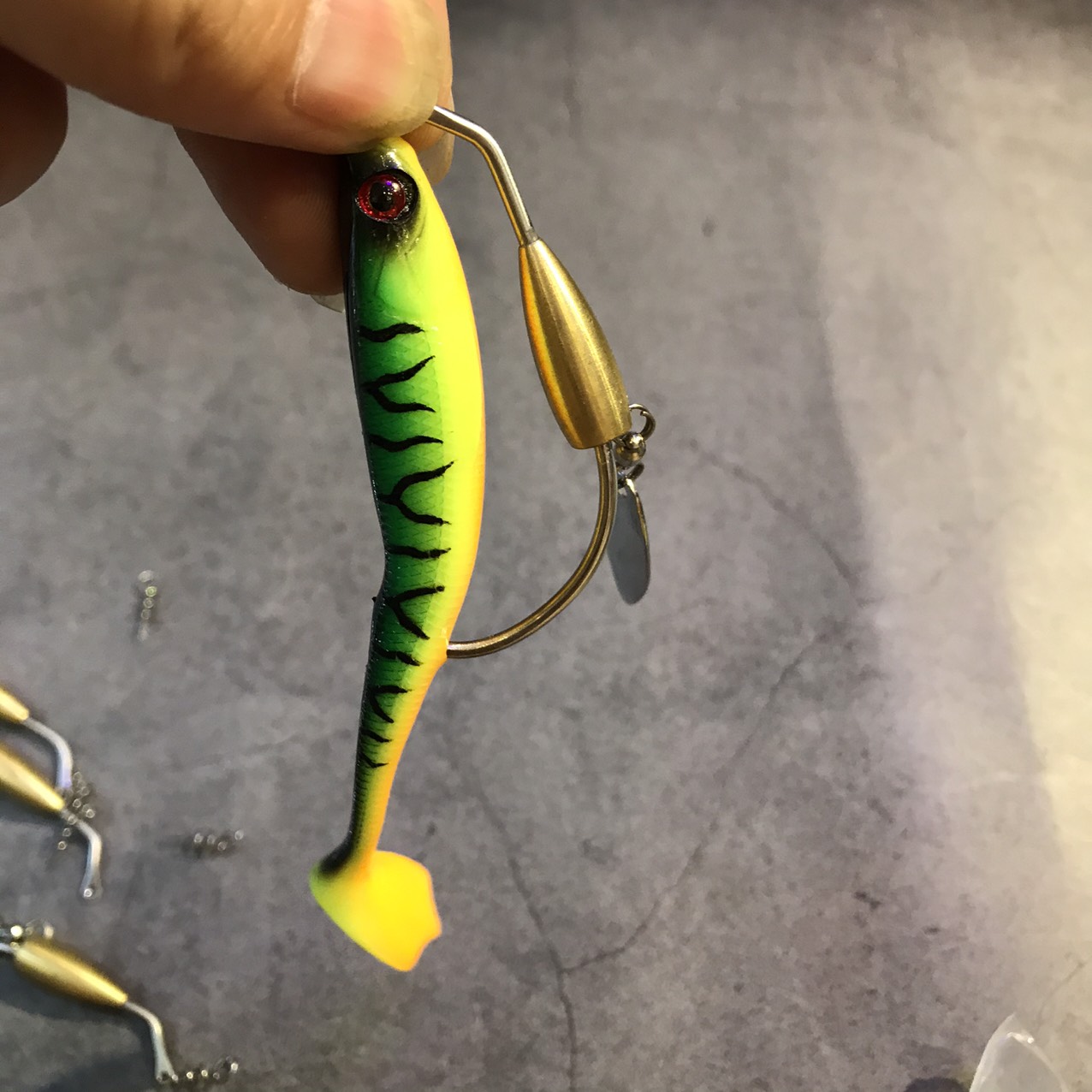 [CỰC BÉN] lưỡi câu cá lóc cao cấp ar15 kèm mồi mềm nff, Lưỡi gắn mồi sống,mồi giả,mồi mềm câu cá lóc,cá chuối,cá quả,Lưỡi câu cá lóc nff có thìa,có chì.