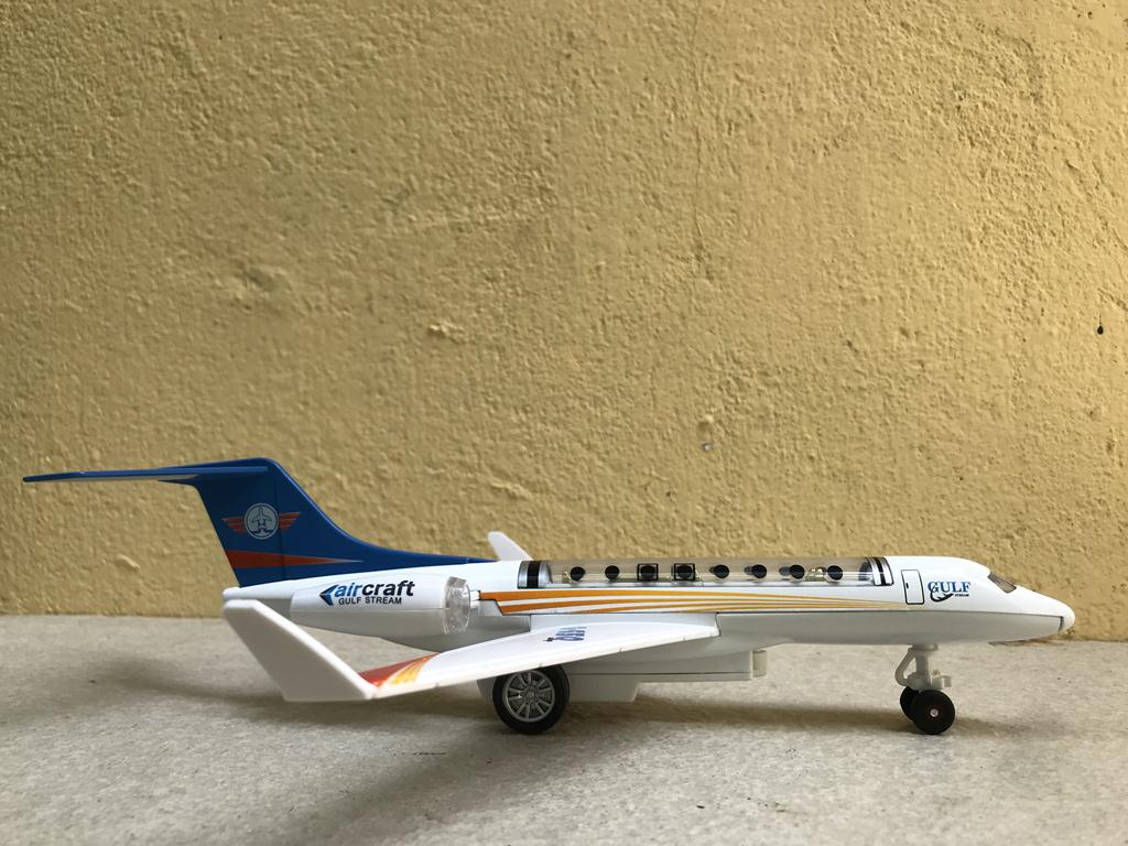 Máy bay đồ chơi Gulfstream G650ER kim loại