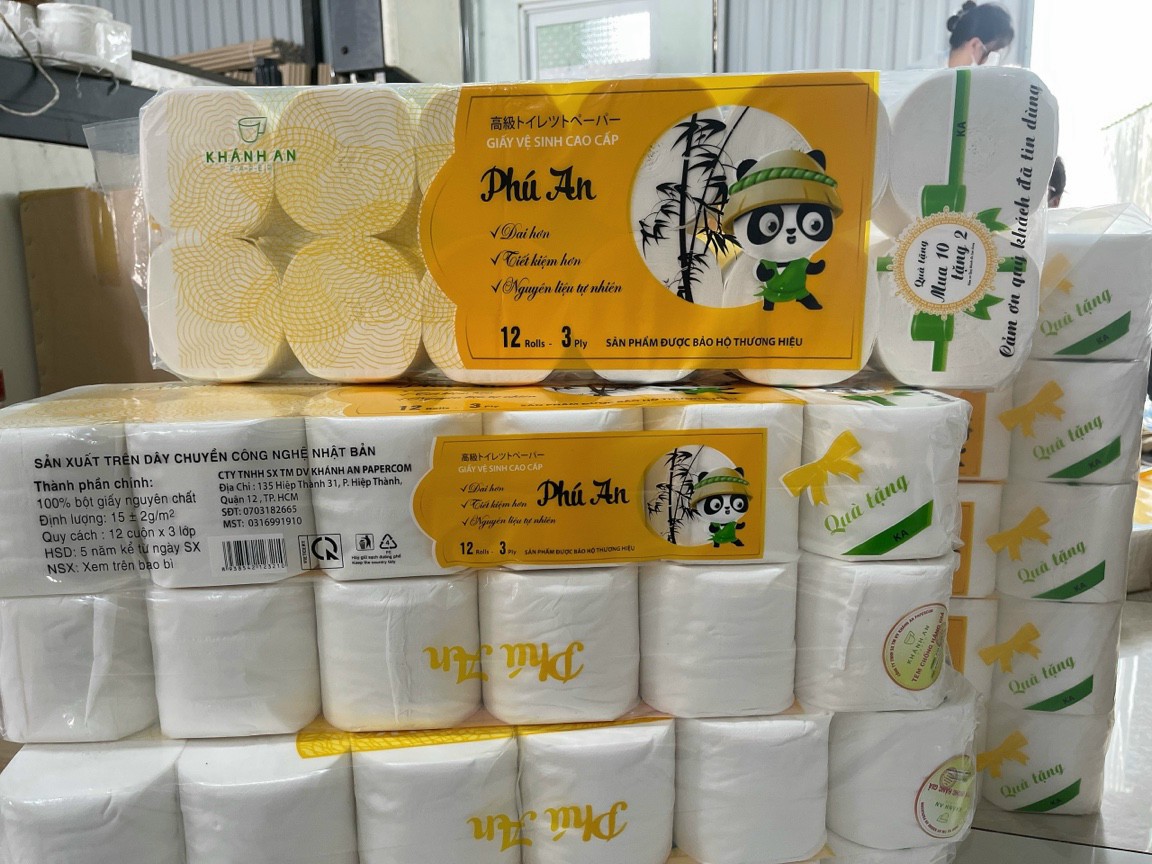 Giấy vệ sinh cao cấp Khánh An ( 1 lốc 12 cuộn/ 3 lớp ) 1.4kg 1 lốc
