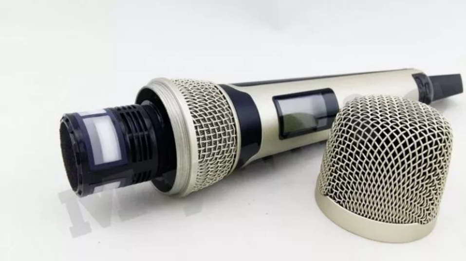 [MIỄN SHIP] Micro Không Dây Sennheiser SKM 9000 4 Anten- Dòng Micro Chuyên Hát Karaoke Và Trình Diễn Sân Khấu - Công Nghệ Kỹ Thuật Số Đẳng Cấp Thế Giới - Thiết Kế Tối Ưu, Trang Bị Khả Năng Chống Sốc Hoàn Hảo Bảo Hành 12 Tháng
