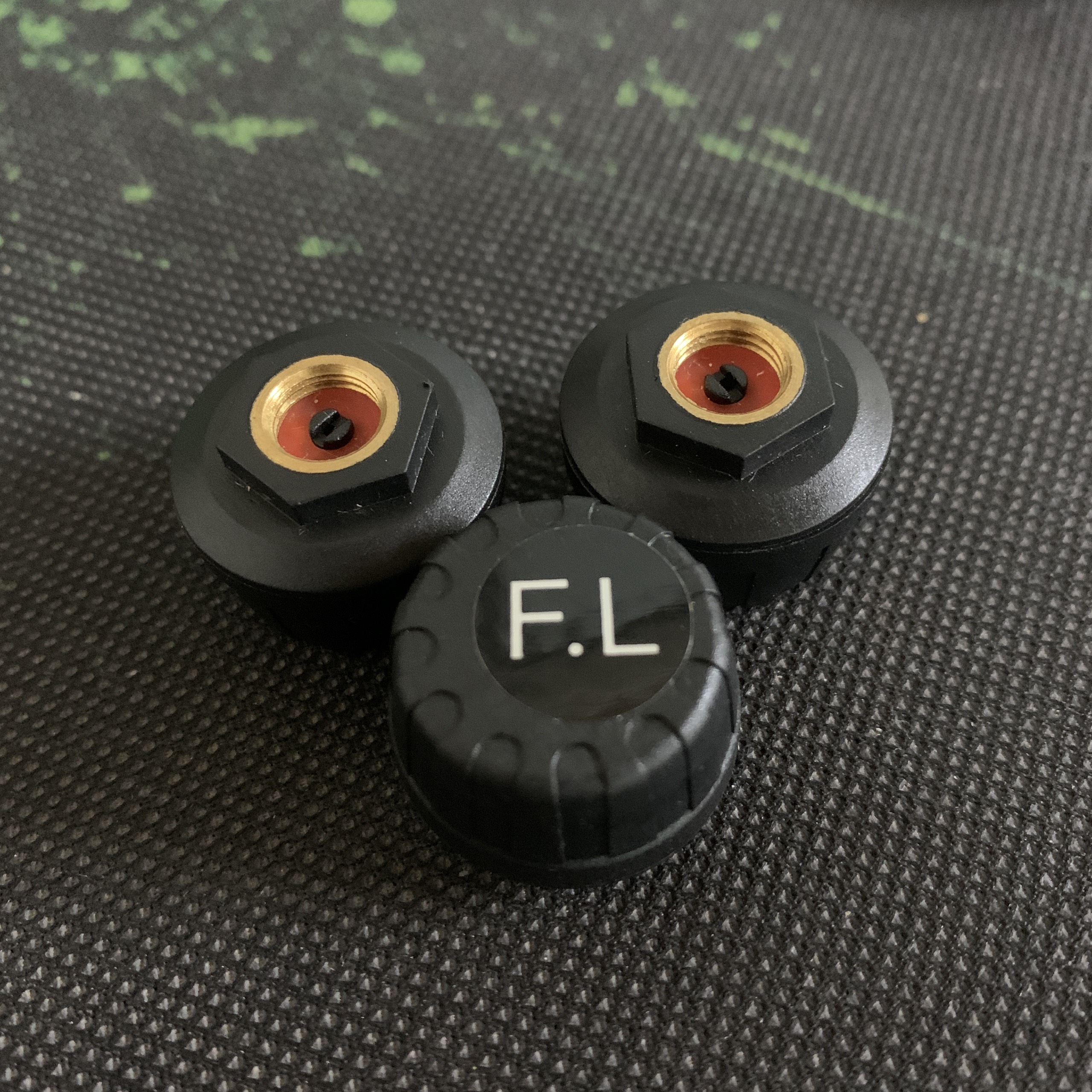 Đầu van cảm biến áp suất lốp tpms van ngoài - trước trái