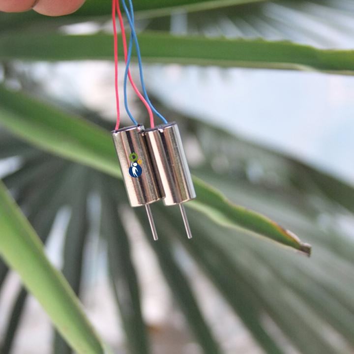 Motor Coreless 716, điện áp hoạt động 3.7V