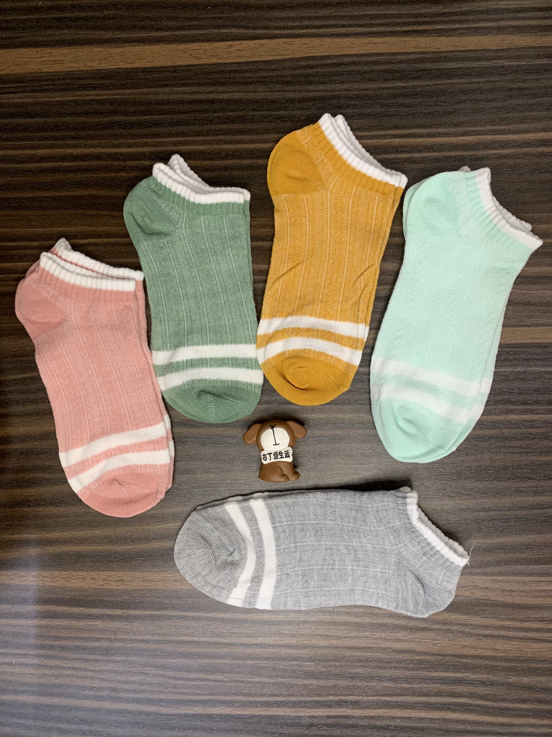 ẢNH THẬT SHOP TỰ CHỤP VỚ CỔ NGẮN