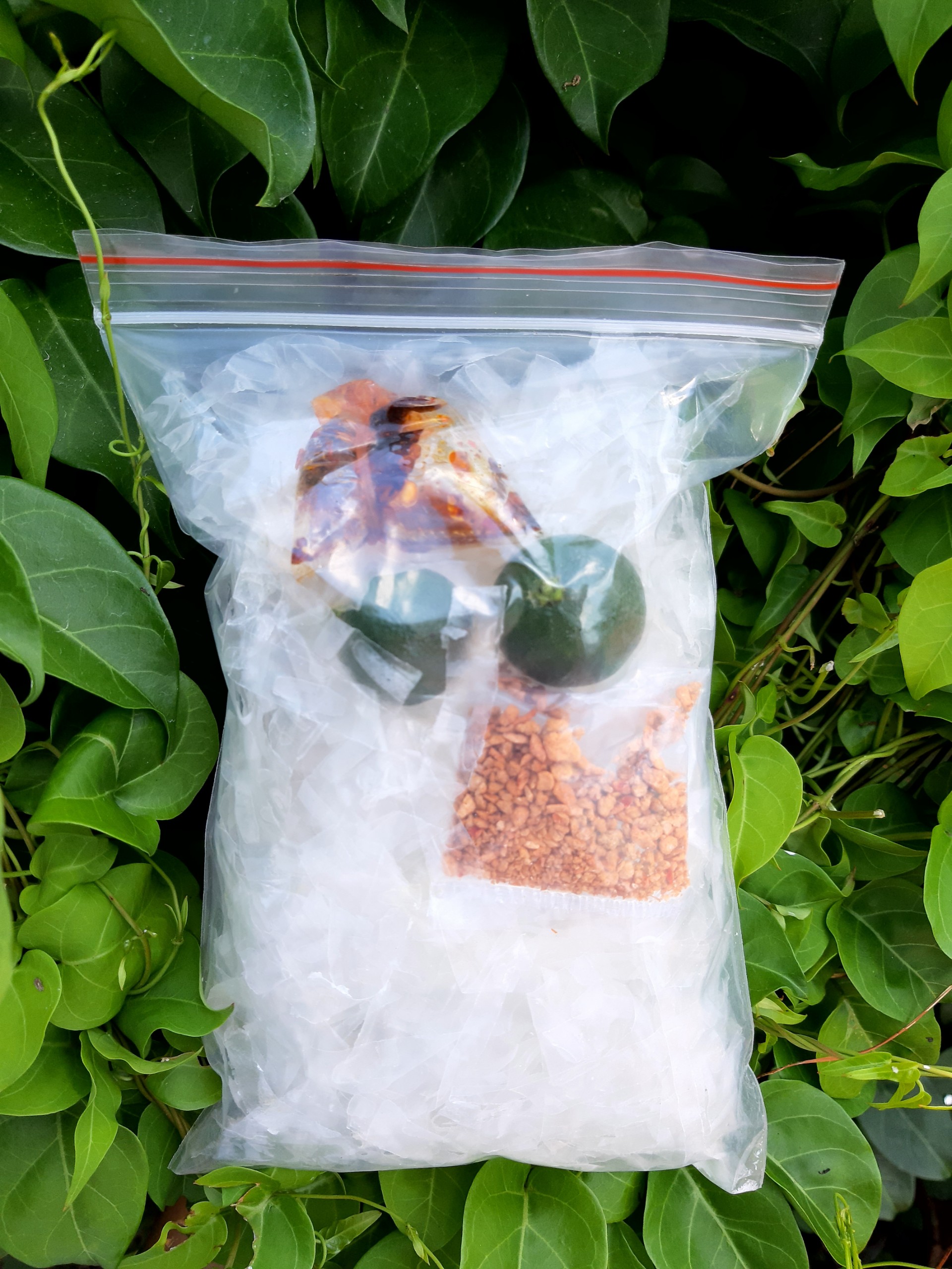 1 bịch bánh sae ớt tắc ngon rẻ( bánh sợi)