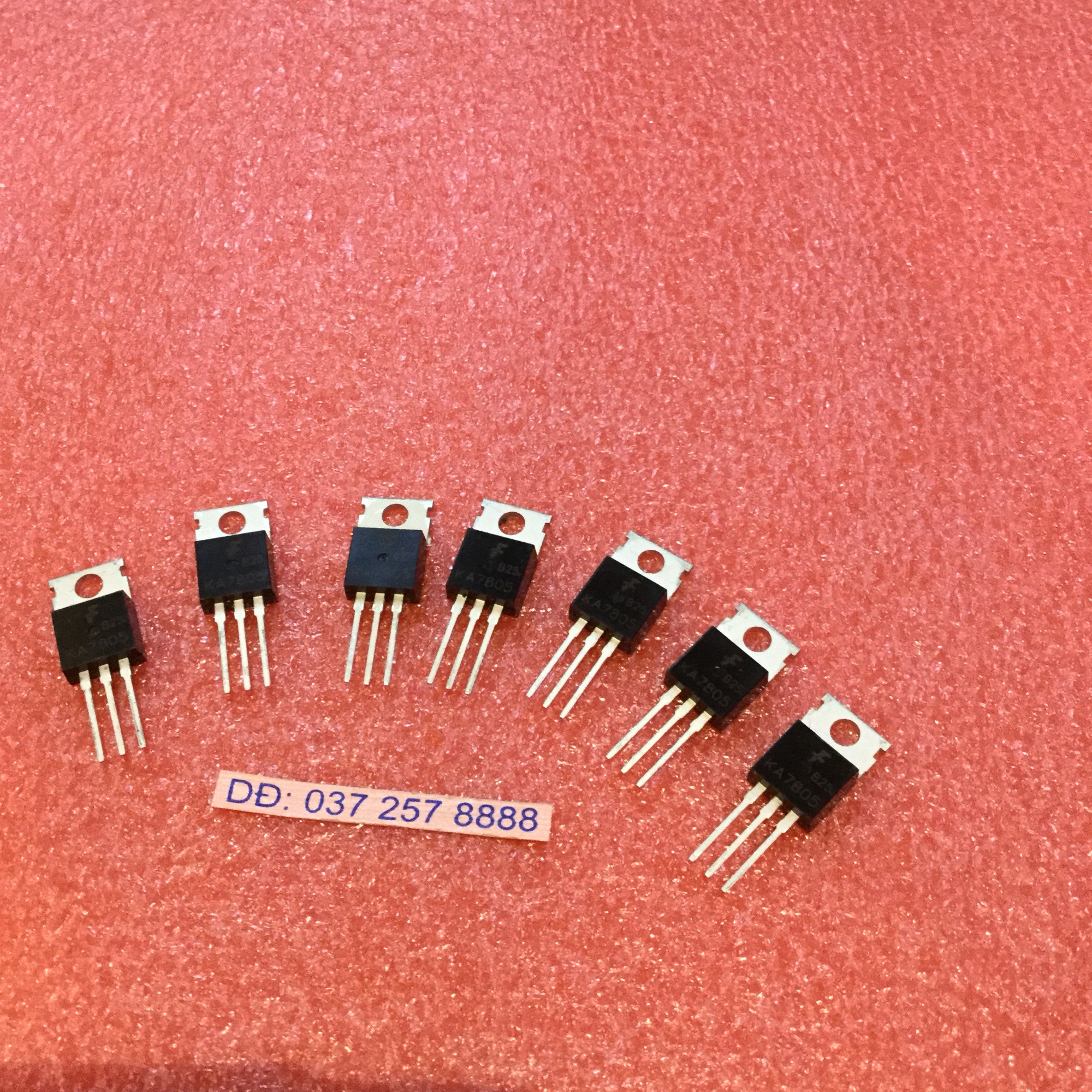 Ic ổn áp 7806 -6 v
