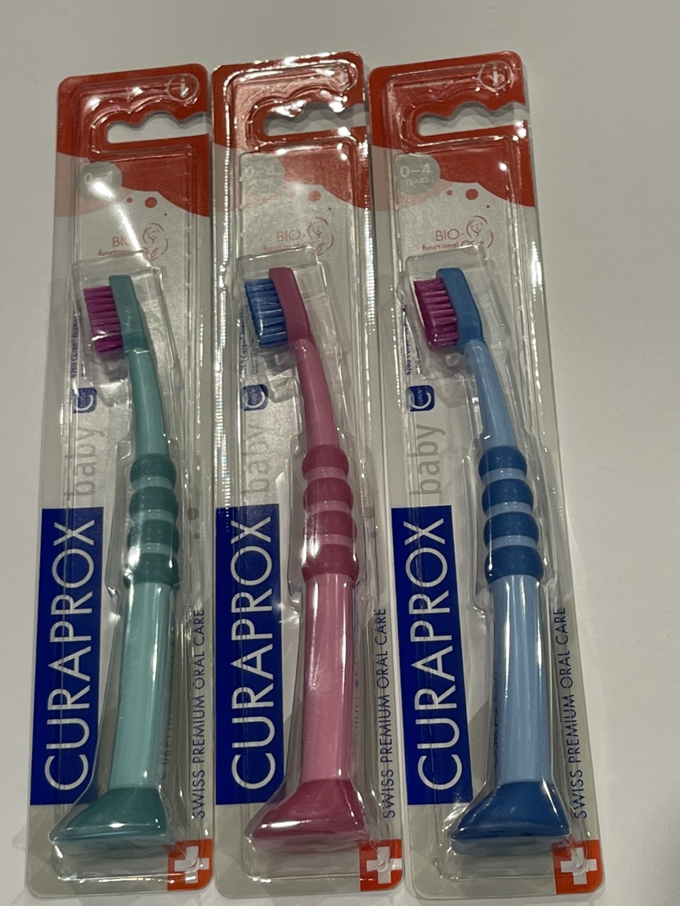 [HCM]Bàn chải đánh răng trẻ em Curakid CK 4260 - Curaprox