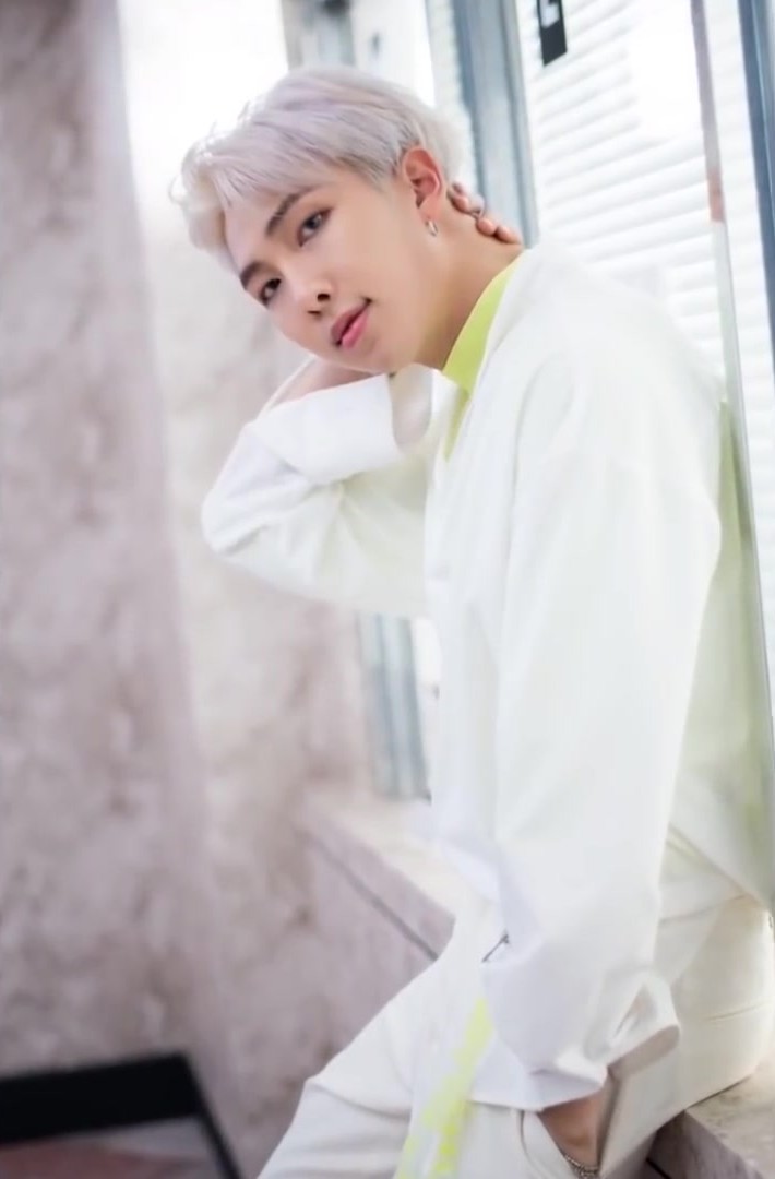 Postcard V BTS Kim Taehyung