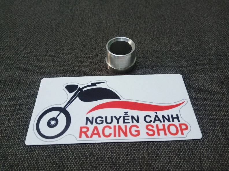 Tiêu tiện pô uma lổ 18mm