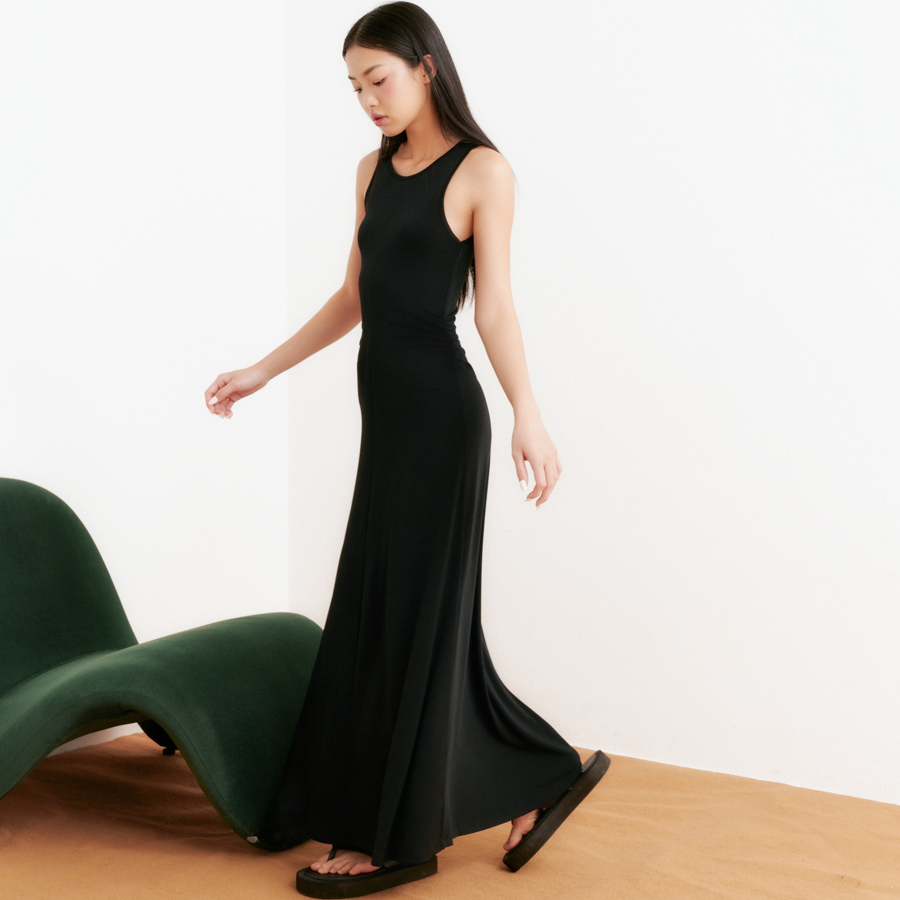 DOTTIE - Đầm midi sát nách nhún eo - Đen - D0553