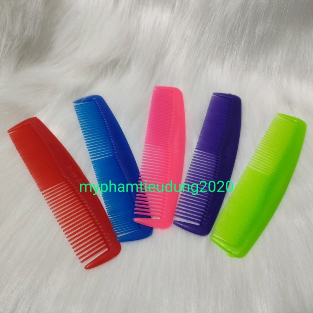 Combo 2 lược nhựa nhỏ mini bỏ túi (2 cây)