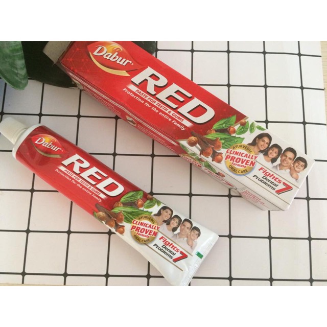 Kem đánh răng thảo dược Dabur Red 200g