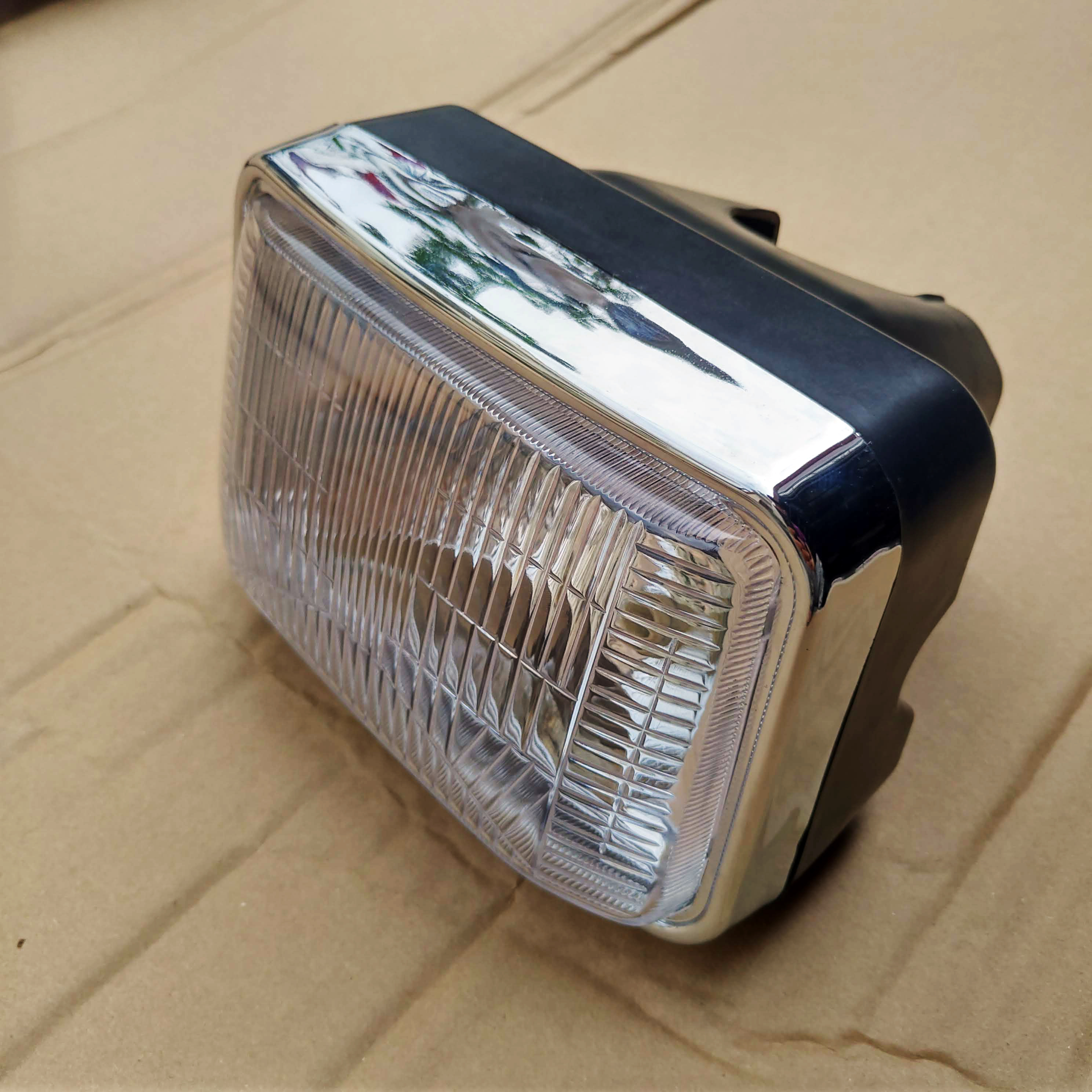 Pha đèn xe honda Win 100 umw chất lượng cao