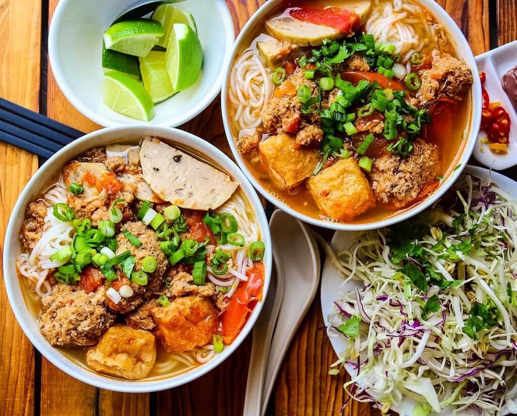 Combo 12 hộp Bún Riêu Cua Ông Chà Và