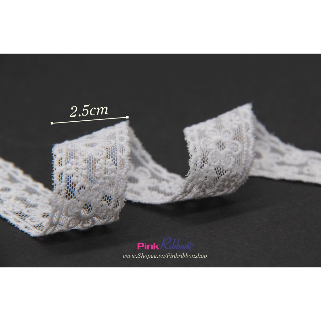 Ren trắng thêu hoa 2.3cm