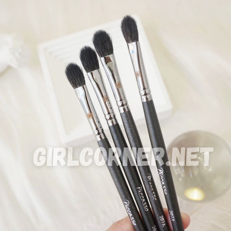 Cọ tán bầu mắt Piccasso 207A Eyeshadow Brush