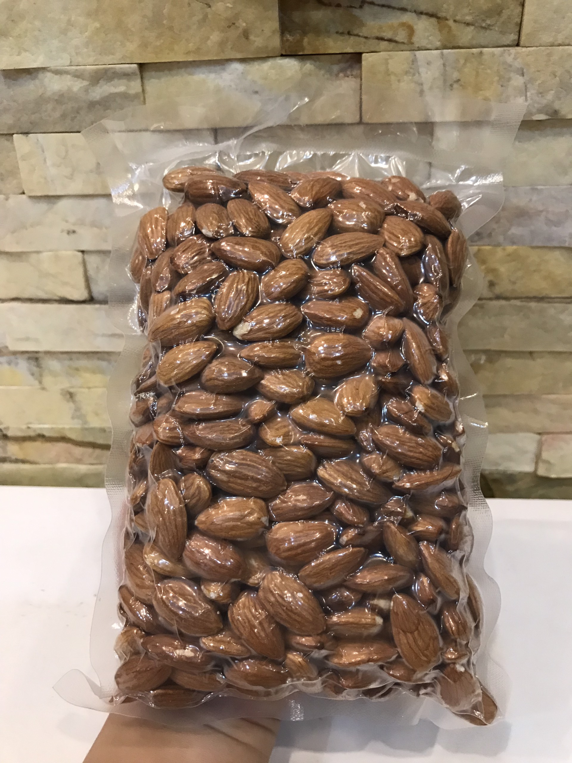 HẠNH NHÂN SỐNG LÀM LÀM SỮA Raw shell (gói 500 gram hút chân không)