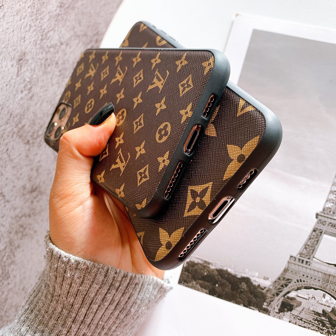 Ốp Lưng Da IMD Họa Tiết Louis Vuitton