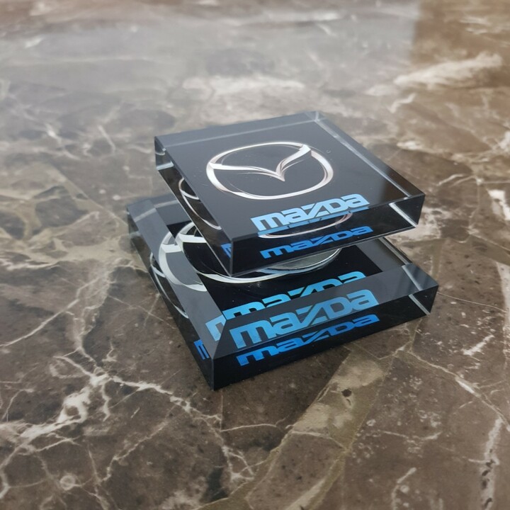 Nước hoa pha lê cao cấp logo Mazda