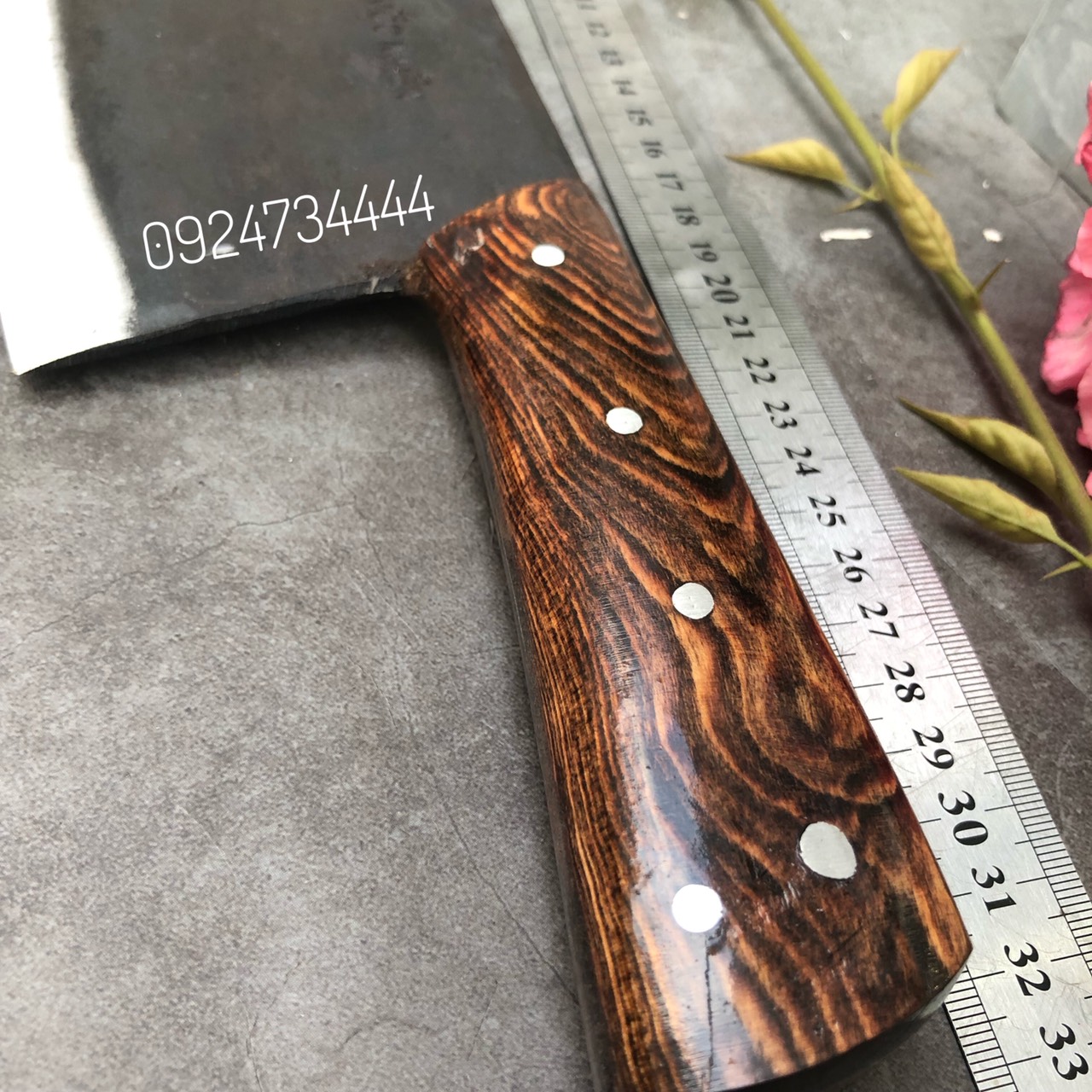 {Phuc Sen Moc Nhien Knife} Knife for Cutting Chicken and Duck with Heavy Handle, Weighs 600g {New Model}
