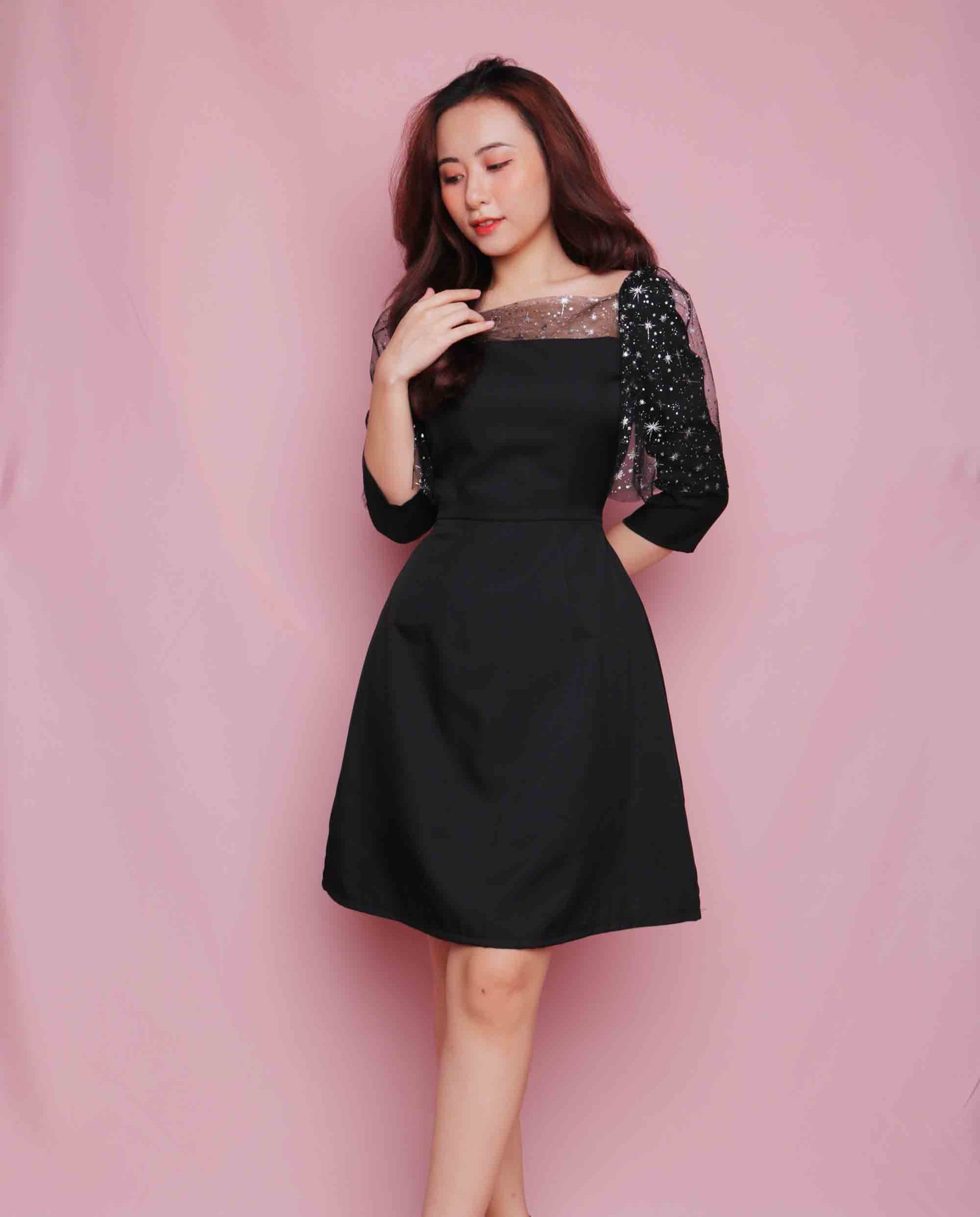 Đầm đen công sở tay lỡ dáng chữ A KK119-10 | Thời trang công sở K&K Fashion