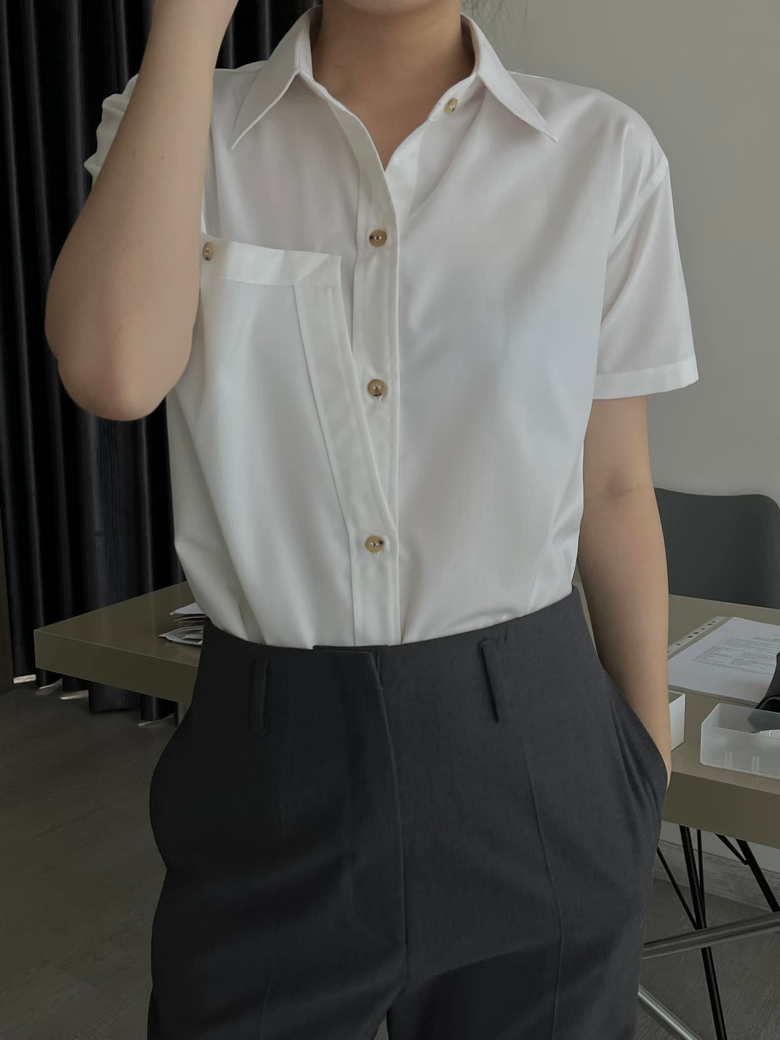 Mushie Studio Áo Sơ mi tay ngắn - Tove Shirt