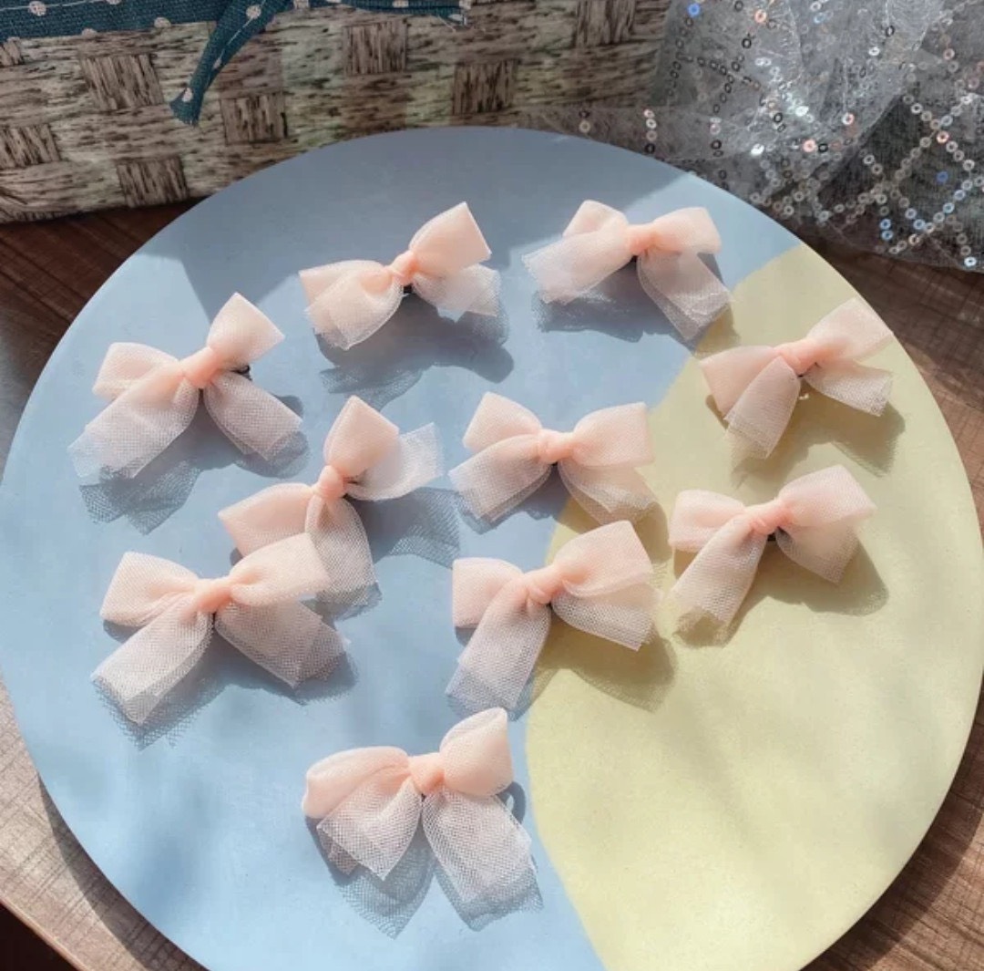 Kẹp tóc cào tóc vải voan hoa Hồng màu pastel nhẹ nhàng nàng thơ