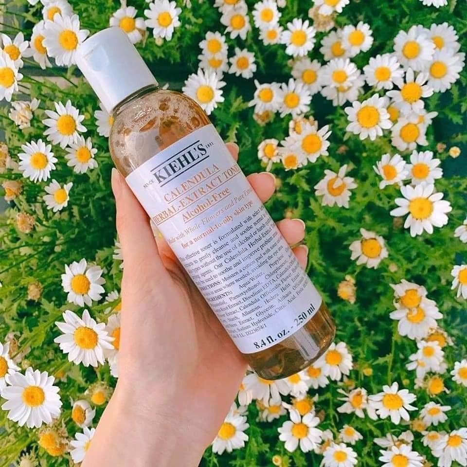 Toner hoa cúc KIEHL S Calendula Herbal Extract Alcohol Free toner