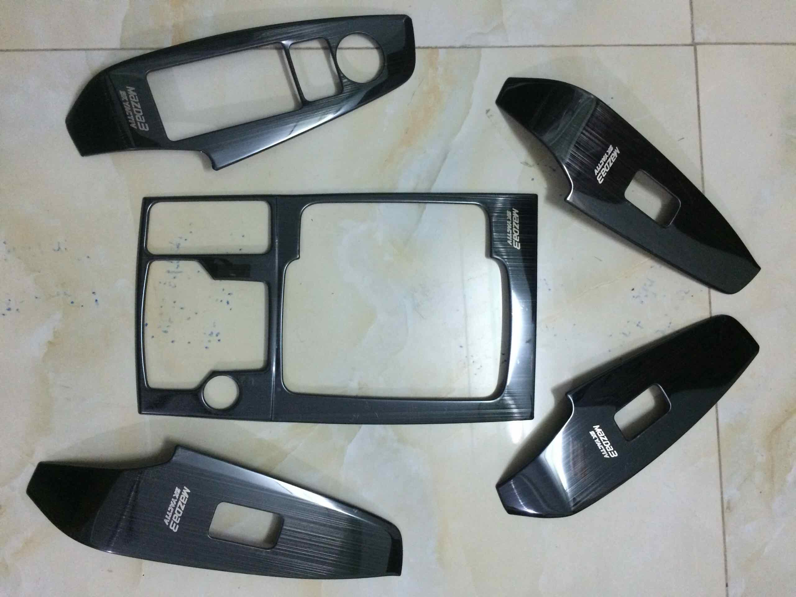 Ốp nội thất Titan Mazda3 2017-2019