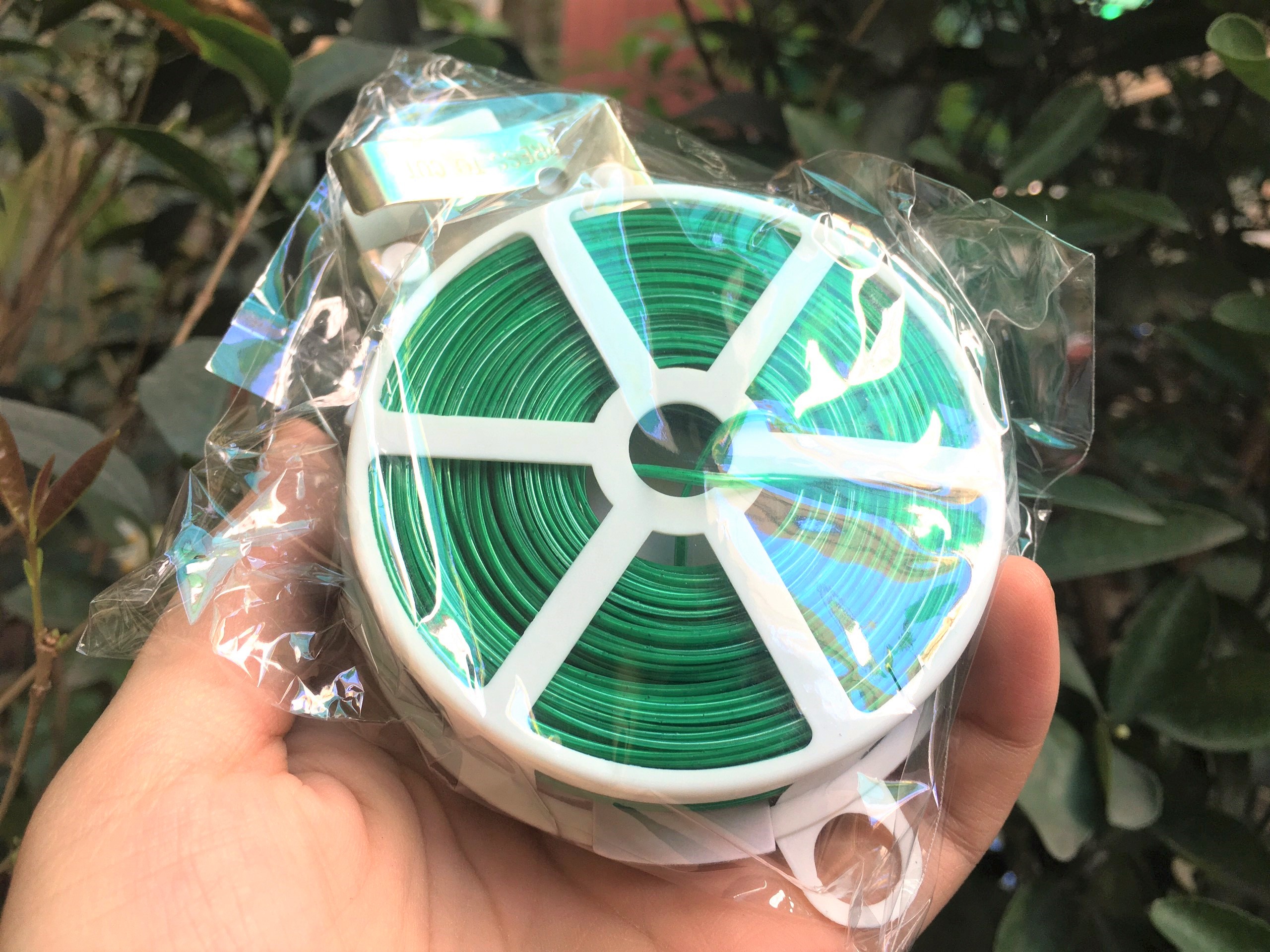 Cuộn dây CỐ ĐỊNH LAN VÀ CÂY CẢNH 100m cắt sẵn