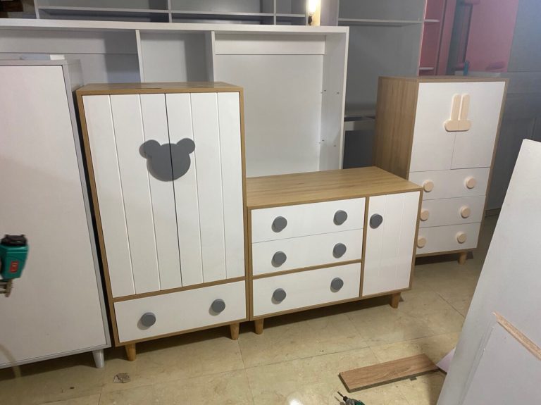 Tủ quần áo trẻ em TA22