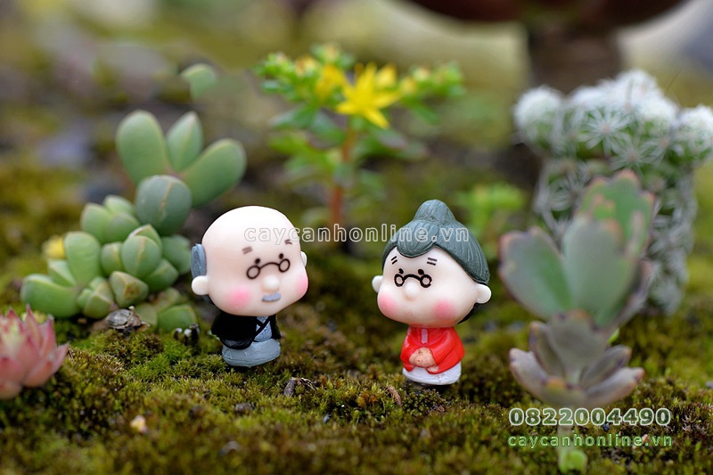 Tượng cặp đôi ông bà lão già nhỏ
