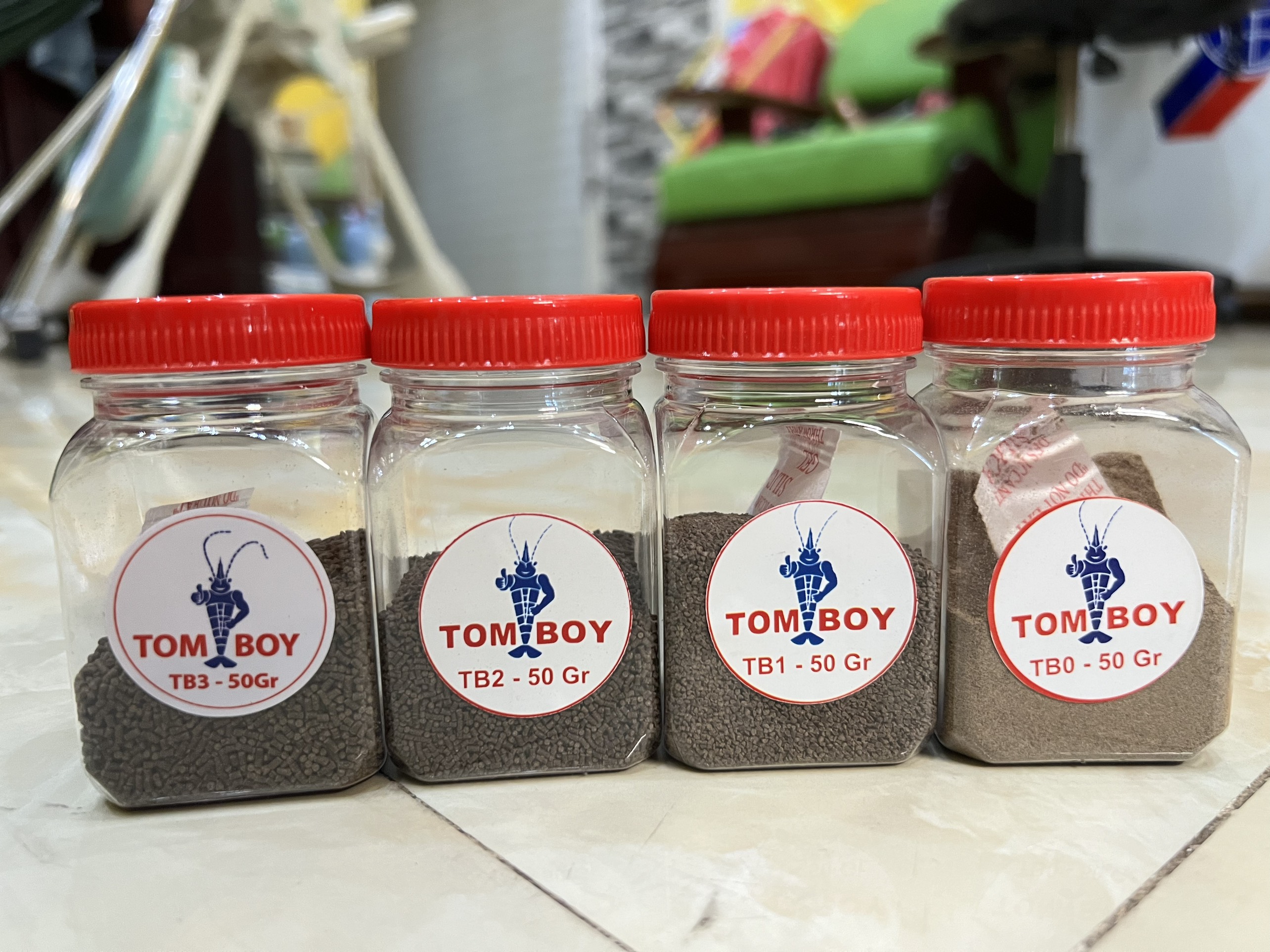 Cám Tomboy Tb 0 1 2 3 ( 50g - 1kg) - Thức ăn cho cá