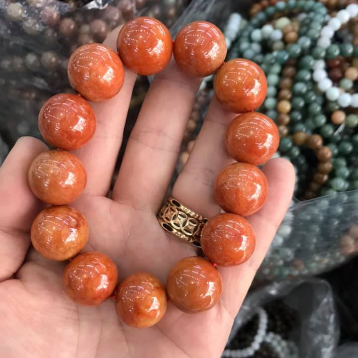 [HCM]VÒNG TAY CẨM THẠCH HUYẾT THIÊN NHIÊN SIZE HẠT 16LY VIP