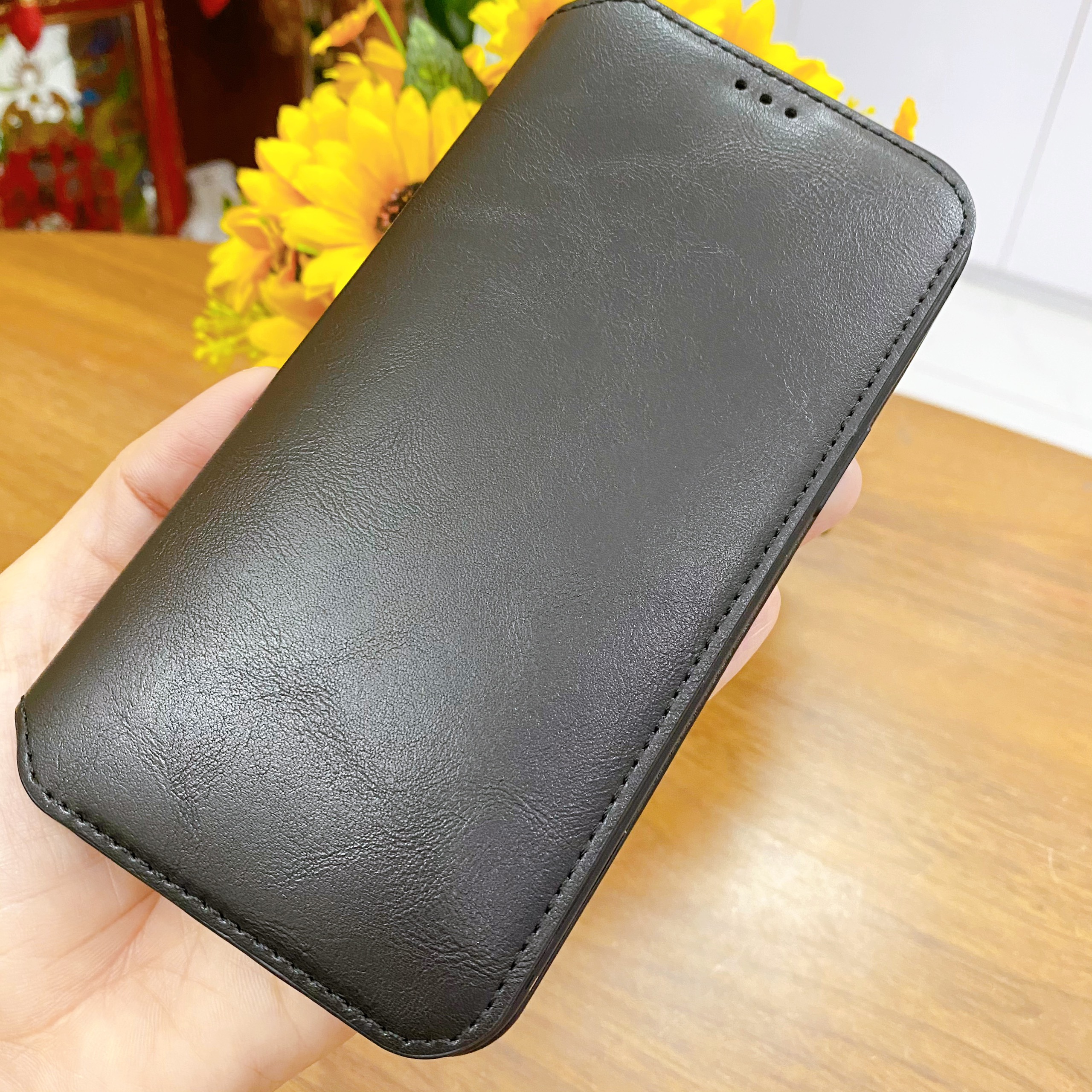 Bao da iPhone 12 Pro Max XUNDD có ngăn chứa tiền, thẻ...