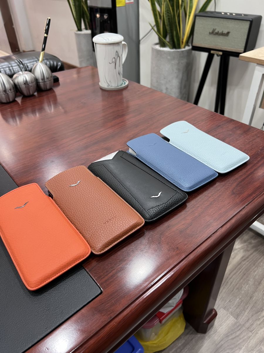 Bao da cho điện thoại vertu metavertu