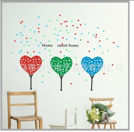 Decal trang trí tường - Cây trái tim sắc màu mới