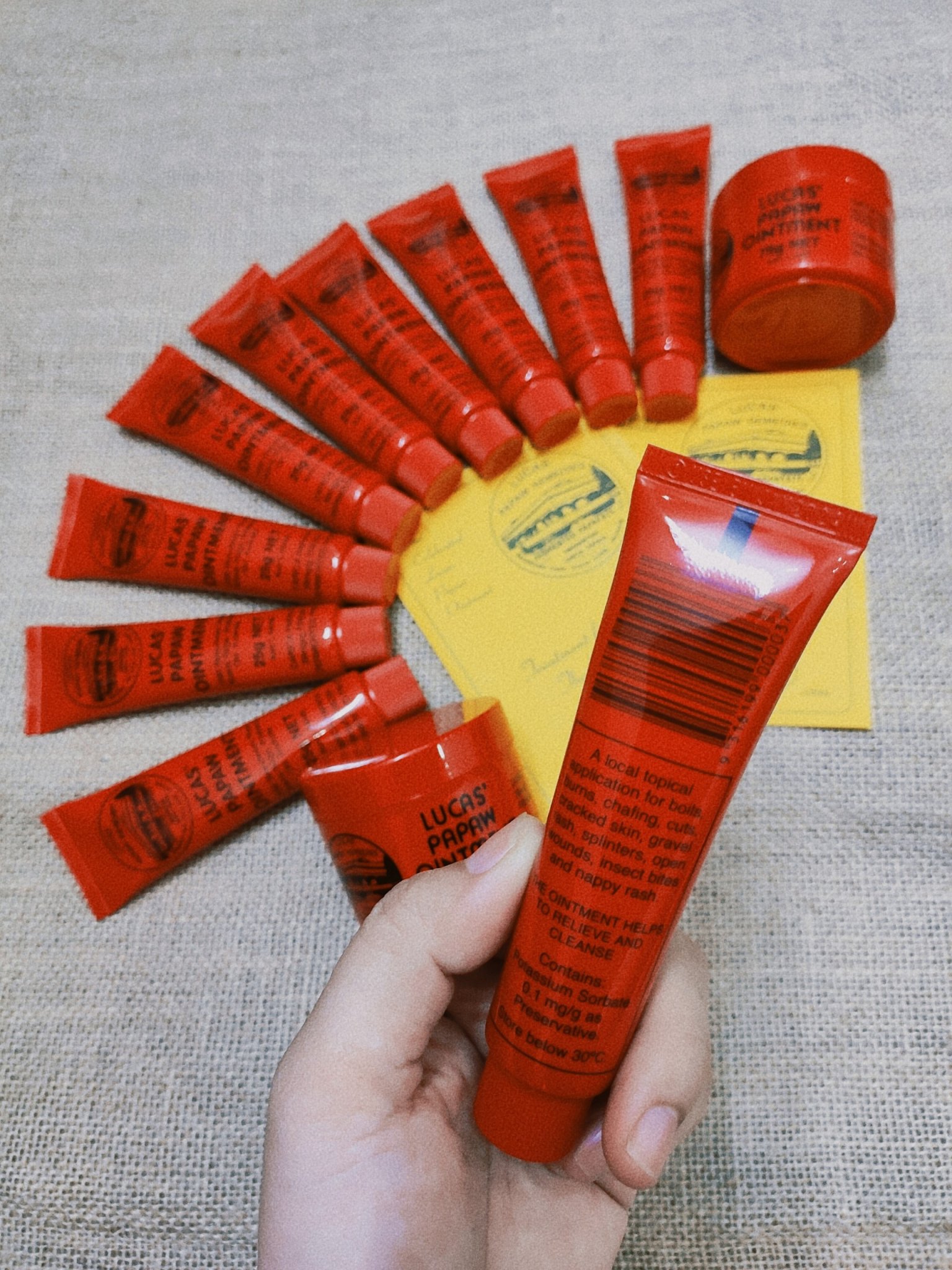 Kem đu đủ Lucas’ Papaw Ointment 25gr .