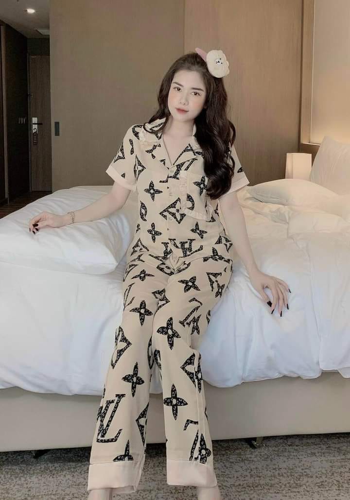 Bộ pijama nữ thu đông tay ngắn quần dài lụa mango