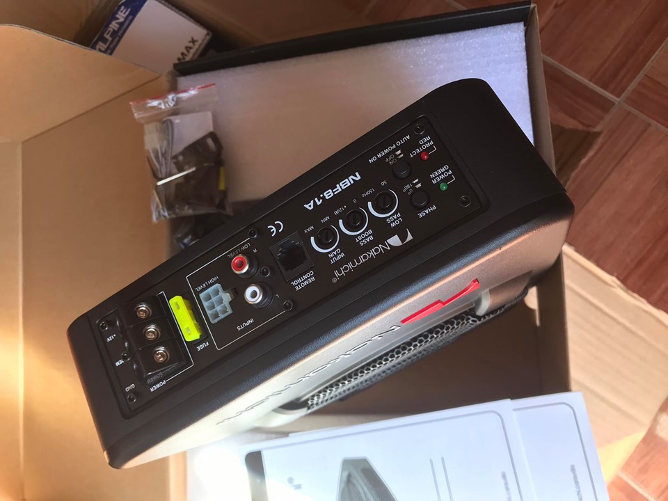 Loa sup gầm ghế ô tô NAKAMICHI 8.1A