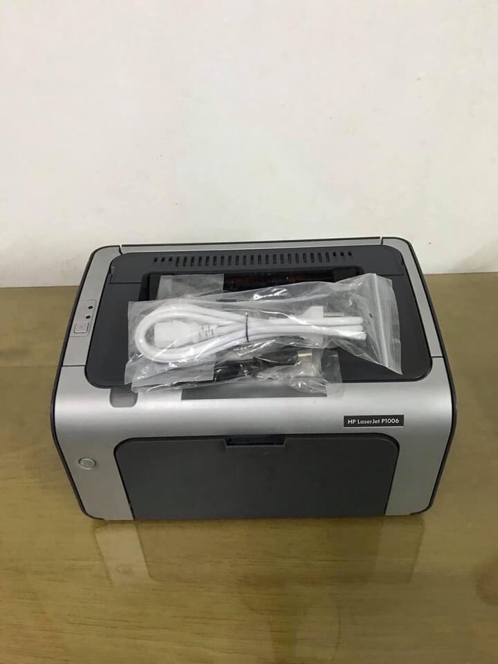 Máy in HP 1006 HÃNG HP (cũ) còn khoảng 90%